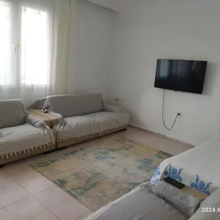 Apartmán Modern Flat Walk To Shops, Cafes Harbour 2 Bedroom Fethiye