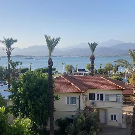Apartmán Modern Flat Walk To Shops, Cafes Harbour 2 Bedroom *