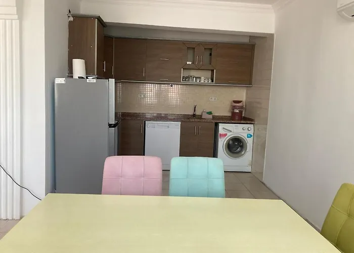 公寓 Modern Flat Walk To Shops, Cafes Harbour 费特希耶