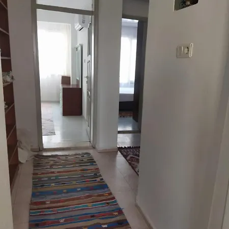 Modern Flat Walk To Shops, Cafes Harbour *